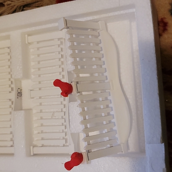Dept 56 White Picket Fence exts (Set of 6) & 3 exts and gate (10 pieces total) - Picture 2 of 9